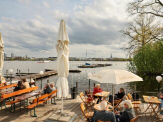 Ein klarer Tag erwartet Hamburg und Schleswig-Holstein. (Archivbild)