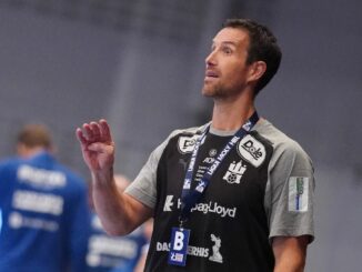 Trainer Torsten Jansen bereitet Hamburgs Handballer auf die neue Saison vor.