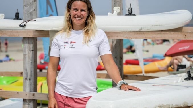 Auf Baltrum hat Leonie Meyer mit sechs Jahren Windsurfen gelernt. 