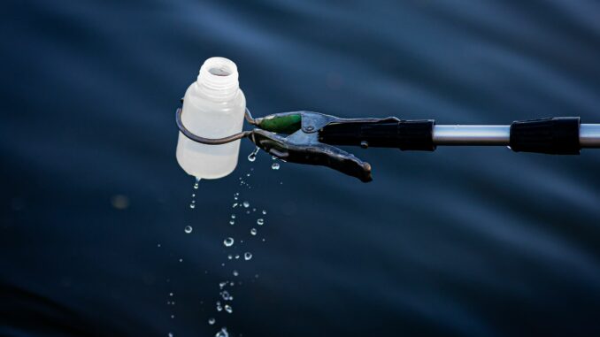 Boberger See in Hamburg wegen Bakterien gesperrt (Symbolbild)