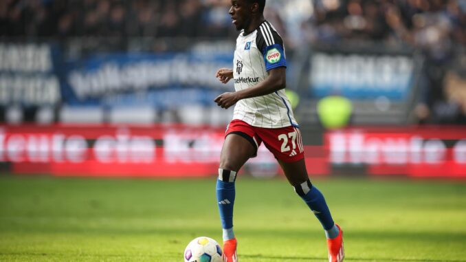 Hamburgs Jean-Luc Dompé traf beim Testspielsieg in Lübeck dreifach.