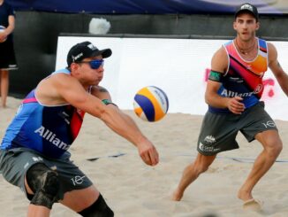 Die Hamburger Nils Ehlers (l) und Clemens Wickler werden in Wien beim letzten Elite-Turnier vor den Olympischen Spielen in Paris Vierte.