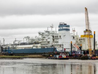 Beim Import von Flüssigerdgas nach Deutschland stehen mehrere Terminals im Wettbewerb.