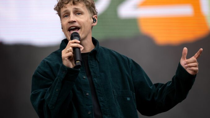 Der Sänger Tim Bendzko ist Teil der Anchor-Award-Jury des Reeperbahn-Festivals. (Archivbild)