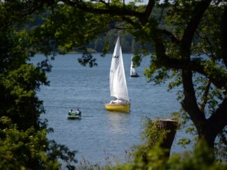 Ein Segler wird auf dem Ratzeburger See vermisst. (Archivbild)