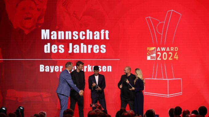 Bayer Leverkusen bekam den «Sport-Bild-Award» für die Mannschaft des Jahres.