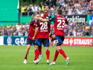 Der HSV bejubelte in Meppen einen ungefährdeten SIeg.