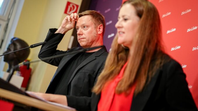 Die bisheringen Parteichefs der Linken, Janine Wissler und Martin Schirdewan, habe ihren Rückzug angekündigt. (Archivbild)