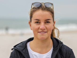 Lina Erpenstein reist als Weltranglisten-Erste zum Surf-Weltcup nach Sylt.