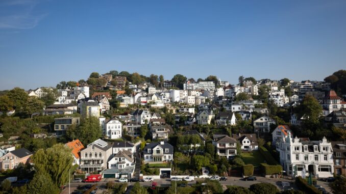 Villen und Stadthäuser im Treppenviertel von Hamburg-Blankenese (Symbolbild).