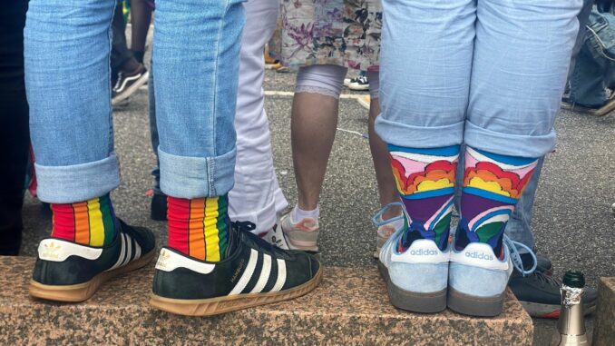 Zur CSD-Demo in Hamburg werden rund 250.000 Menschen erwartet. (Archivbild)