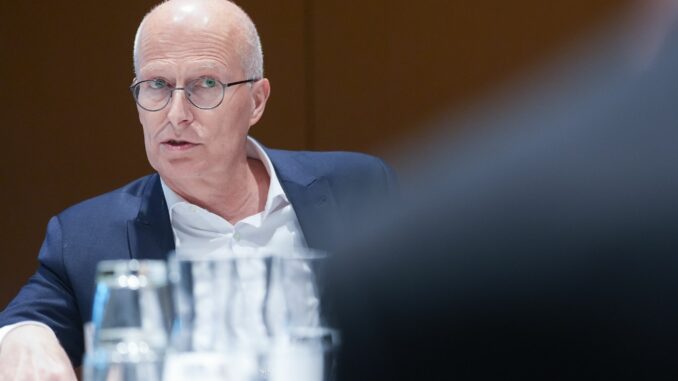 Peter Tschentscher steht nach der Bürgerschaftswahl als Bürgermeister für ein mögliches Dreierbündnis nicht zur Verfügung.