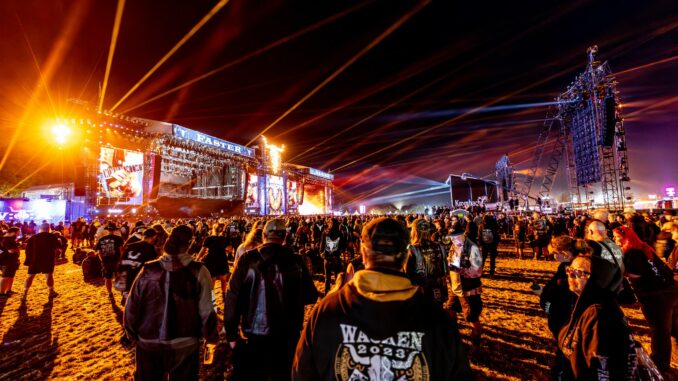 Auf dem Festival in Wacken geht es nach Polizeiangaben überaus friedlich zu.