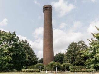 Die Sanierung des historischen Wasserturms ist nach neun Monaten abgeschlossen.