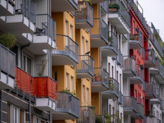 Im Vergleich zu den ersten drei Monaten des Jahres stiegen die Preise für Eigentumswohnungen im zweiten Quartal um 2,4 Prozent. (Symbolbild)