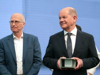 Hamburgs Bürgermeister Peter Tschentscher setzt trotz schlechter Umfragewerte für den Kanzler im Bürgerschaftswahlkampf auf Olaf Scholz.