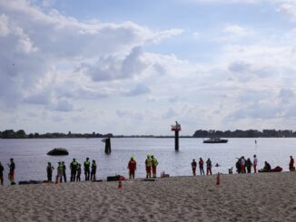 Eine Zehnjährige wird in der Elbe vermisst