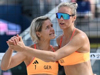 Laura Ludwig (l) und Louisa Lippmann stehen im Halbfinale bei den deutschen Meisterschaften.