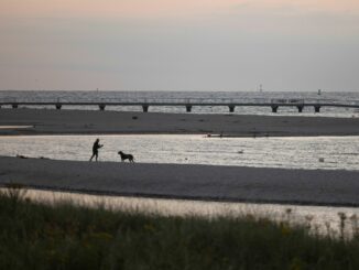 Der DWD sagt wechselhaftes Wetter für Hamburg und Schlewsig-Holstein voraus. Am Sonntagnachmittag wird es zunehmend freundlicher.