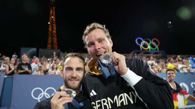 Nils Ehlers (r) und Clemens Wickler blicken zuversichtlich auf die deutsche Meisterschaft.