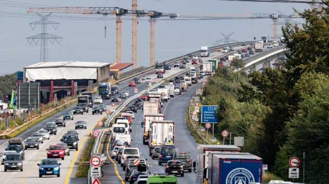 Eine für das Wochenende geplante  56-Stunden-Vollsperrung in Fahrtrichtung Norden wurde nun abgesagt.