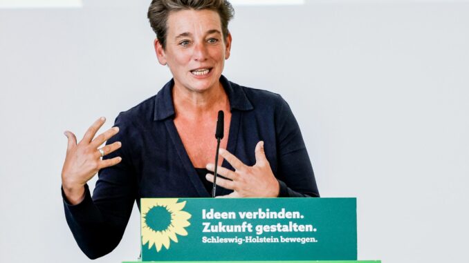 Grünen-Landeschefin Anke Erdmann hat die Rücktritts-Ankündigung des Bundesvorstands als beherzten Schritt bezeichnet. (Archivbild)