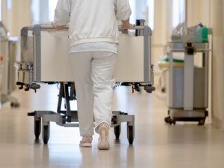 2023 wurden in den Hamburger Krankenhäusern gut 449.000 Patientinnen und Patien­ten vollstationär versorgt. (Archivbild)