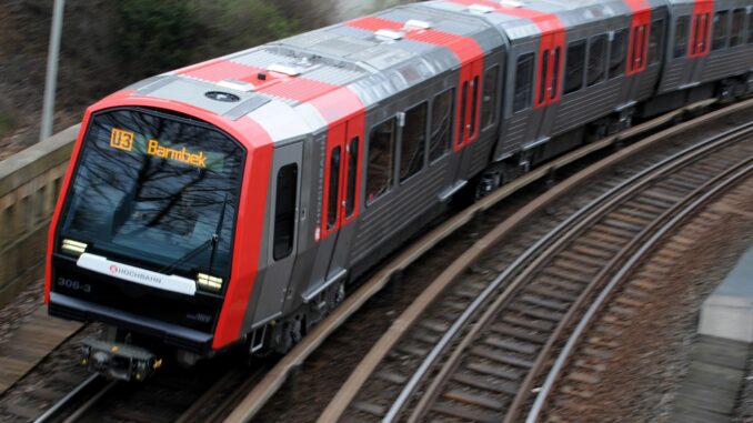 Damit auf der Strecke Gleise erneuert werden können, geht die U3 in den Pendelbetrieb. (Archifoto)