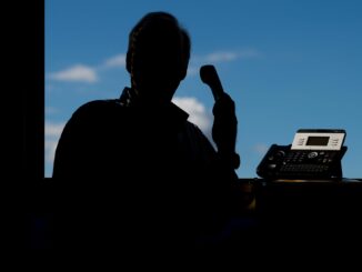 Ein Telefonbetrüger hat einen 55-Jährigen in Itzehoe um mehr als 1.000 Euro gebracht. (Symbolbild)