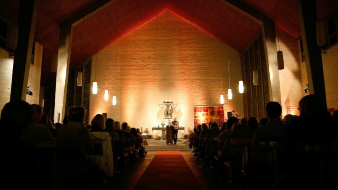 Bei der «Nacht der Kirchen» locken jedes Jahr besondere Veranstaltungen. (Archivbild)