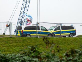 Aktivisten und Aktivistinnen von «Ende Gelände» blockieren die LNG-Baustelle in Brunsbüttel.