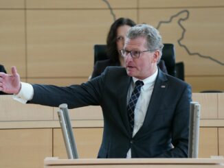 Mit der Forderung nach einer zentralen Behörde für Abschiebungen setzte sich Bernd Buchholz (FDP) im Schleswig-Holsteiner Landtag nicht durch. (Archivbild)