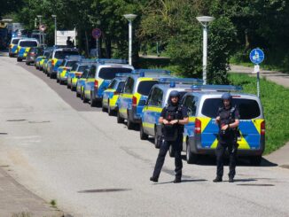 Ein falsch installierter Amok-Melder sorgte im Juni für einen Großeinsatz der Polizei. (Archivbild)