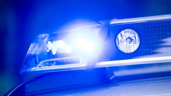 Ein 19-Jähriger hat sich in Hamburg eine Verfolgungsjagd mit der Polizei geliefert. (Symboldbild)