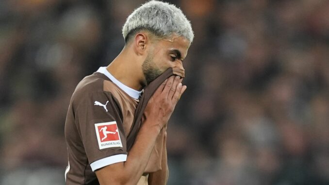 St.-Pauli-Profi Elias Saad wurde am Sprunggelenk operiert.