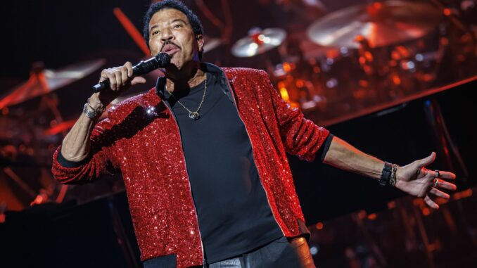 In den letzten Jahren trat Lionel Richie auf vielen Festivals auf. 2025 gibt er auf seiner Europa-Tournee fünf Konzerte in Deutschland.