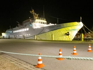 Die «Funny Girl» liegt im Hafen von Büsum.