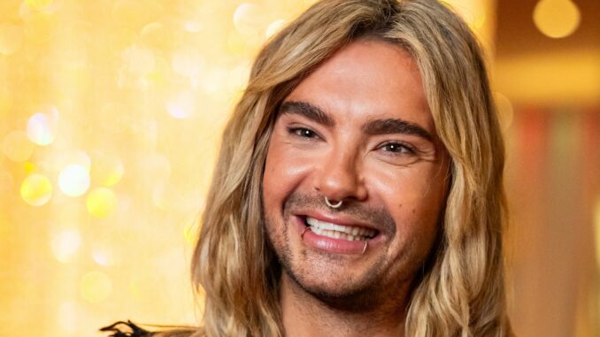 Sänger Bill Kaulitz wird auf der Halloween-Party von Heidi Klum zum Universum. 