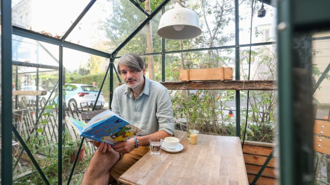 Autor Saša Stanišić liest gern vor Kindern - es sei aber auch totale Anarchie.