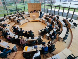 Der Landtag berät seit Mittwoch über den Haushalt für 2025. (Archivbild)