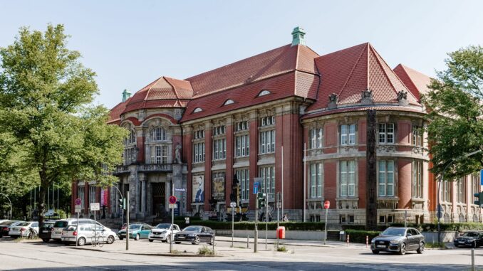 Das ehemalige Museum für Völkerkunde hat seine Besucherzahl in den vergangenen zehn Jahren halbiert. (Archivfoto)