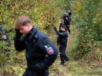 Ein 19 Jahre alter Student verschwindet, die Polizei sucht seit Tagen nach ihm - bislang vergeblich.