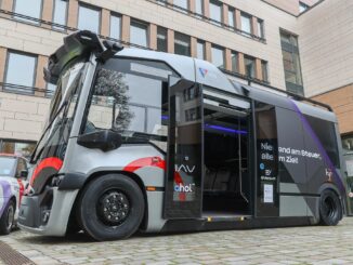 Ein autonom fahrendes Elektro-Shuttle soll ab Mitte 2025 Passagiere durch Hamburg-Harburg fahren.