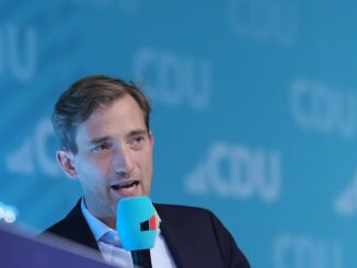 Lukas Kilian, CDU-Generalsekretär in Schleswig-Holstein, kritisiert den SPD-Abgeordneten Bengt Bergt.