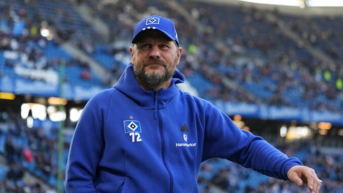 Am Freitag geht es für Trainer Steffen Baumgart und den HSV zu Eintracht Braunschweig.