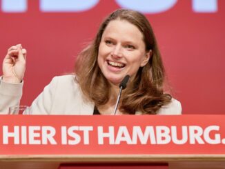 Hamburgs Wirtschaftssenatorin Melanie Leonhard reist nach Polen, um die wirtschaftlichen Beziehungen zu stärken.