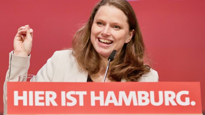  Hamburgs Wirtschaftssenatorin Melanie Leonhard reist nach Polen, um die wirtschaftlichen Beziehungen zu stärken.