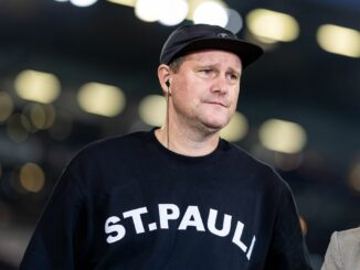 Hofft, dass Uli Hoeneß kommt: FC St. Paulis Präsident Oke Göttlich.