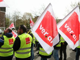 Am Donnerstag sind die Mitarbeiter der Verkehrsbetriebe zu einem Warnstreik aufgerufen. (Archivbild)