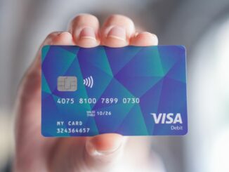 Mit der «SocialCard» können Asylbewerber nur 50 Euro in bar pro Monat abheben. (Archivbild)